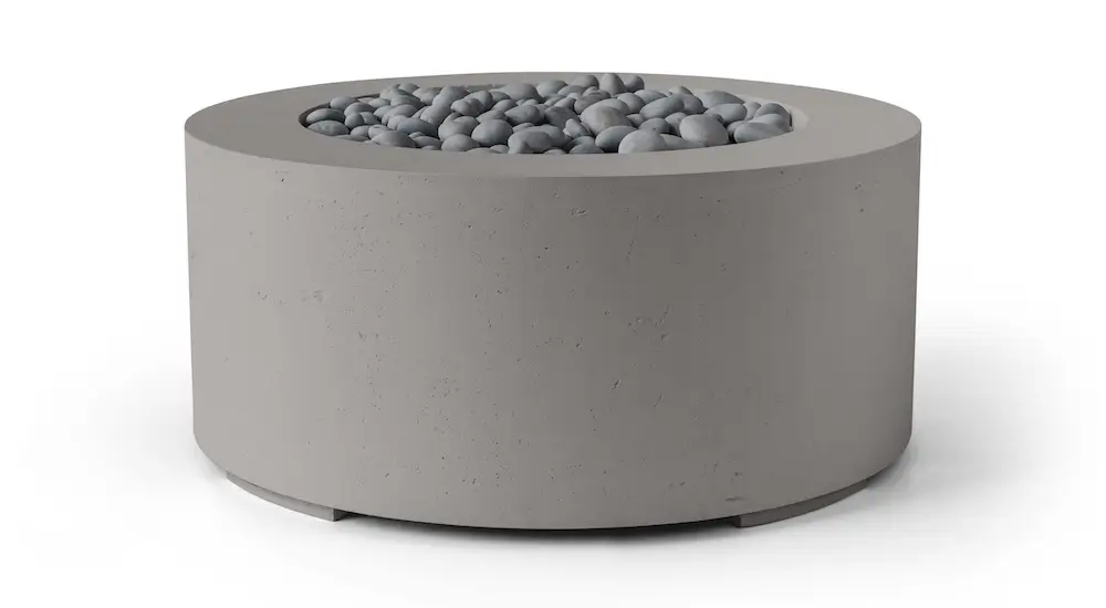The Belmont Sandstone fire pit with Slate Beachstone media